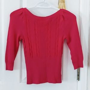 Bebe XS keyhole pearl closure hot pink knit top